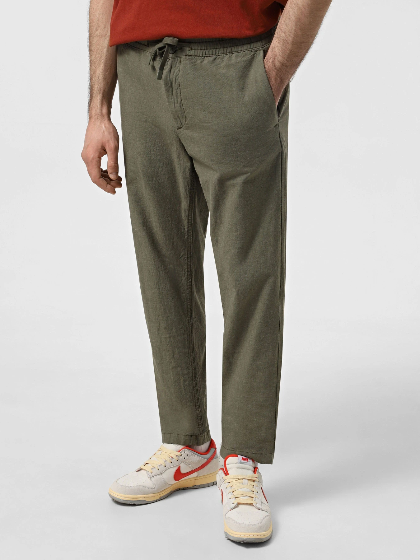 Брюки Timberland Cotton Linen Leaf Green YD модель TB0A2F6BJ20 Брюки Timberland Cotton Linen Leaf Green YD модель TB0A2F6BJ20 Фото