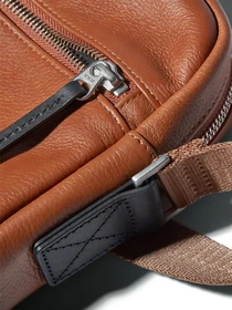 Сумки Timberland Tuckerman Small Crossbody модель TB0A2G4ND32 Фото