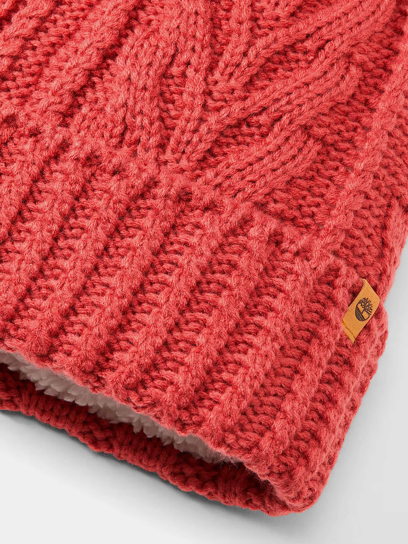 Шапки и кепки Timberland Cable Premium Pom Beanie модель TB0A1EROEFT Шапки и кепки Timberland Cable Premium Pom Beanie модель TB0A1EROEFT Фото