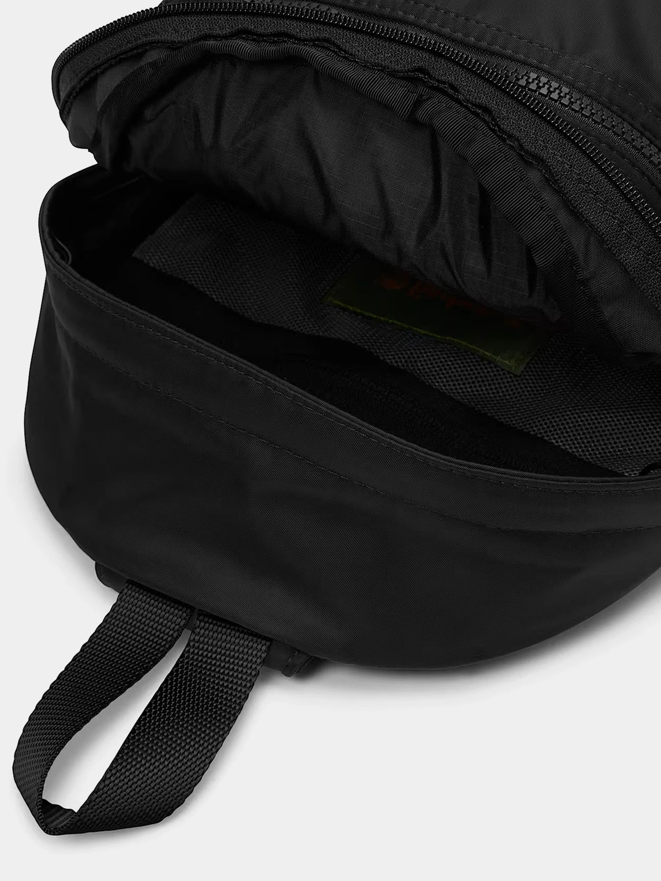 Сумки Timberland All Gender Large Nylon 10L модель TB0A61MQ001 Сумки Timberland All Gender Large Nylon 10L модель TB0A61MQ001 Фото