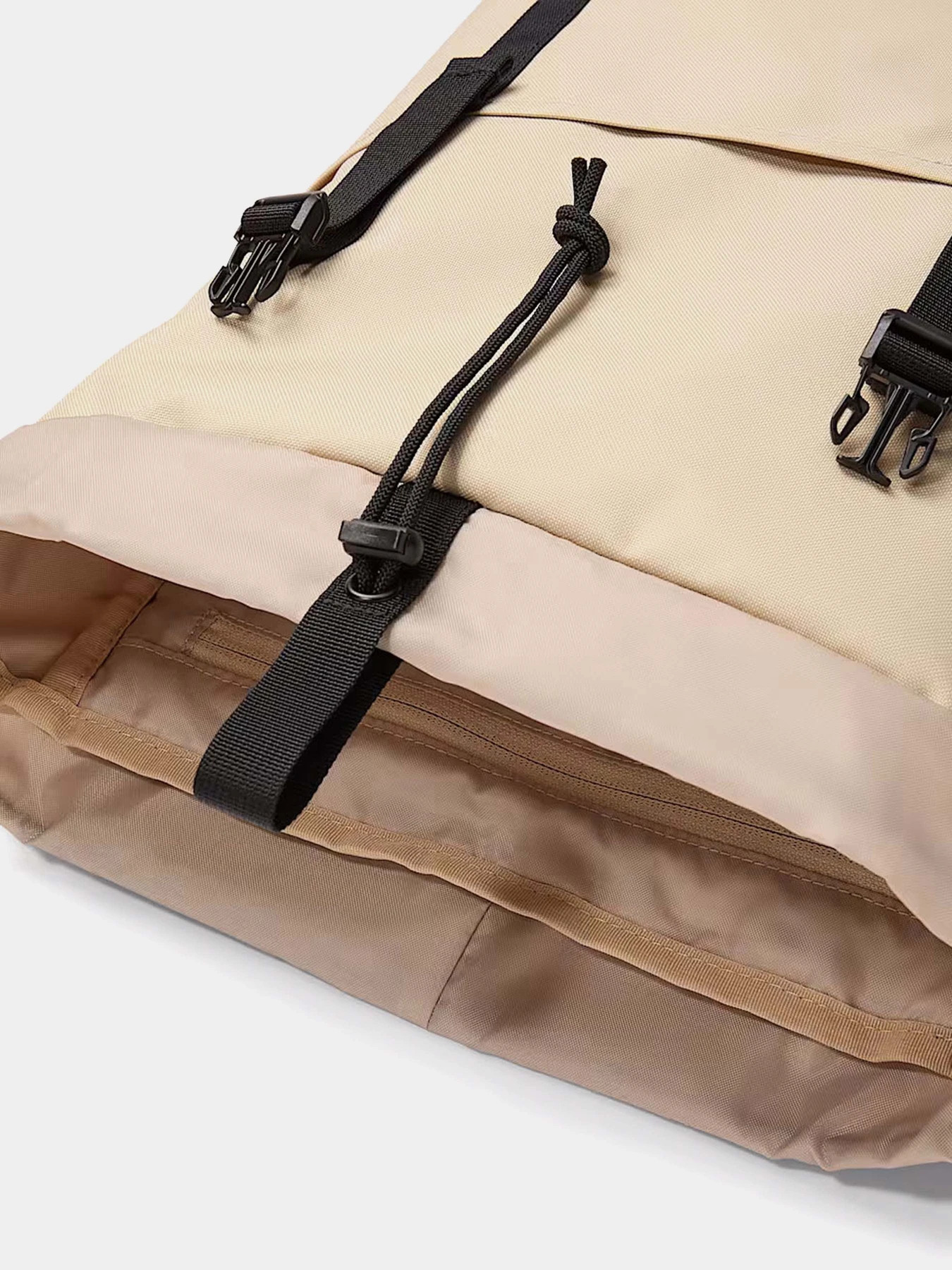 Рюкзаки Timberland Heritage 30L модель TB0A644QY94 Рюкзаки Timberland Heritage 30L модель TB0A644QY94 Фото
