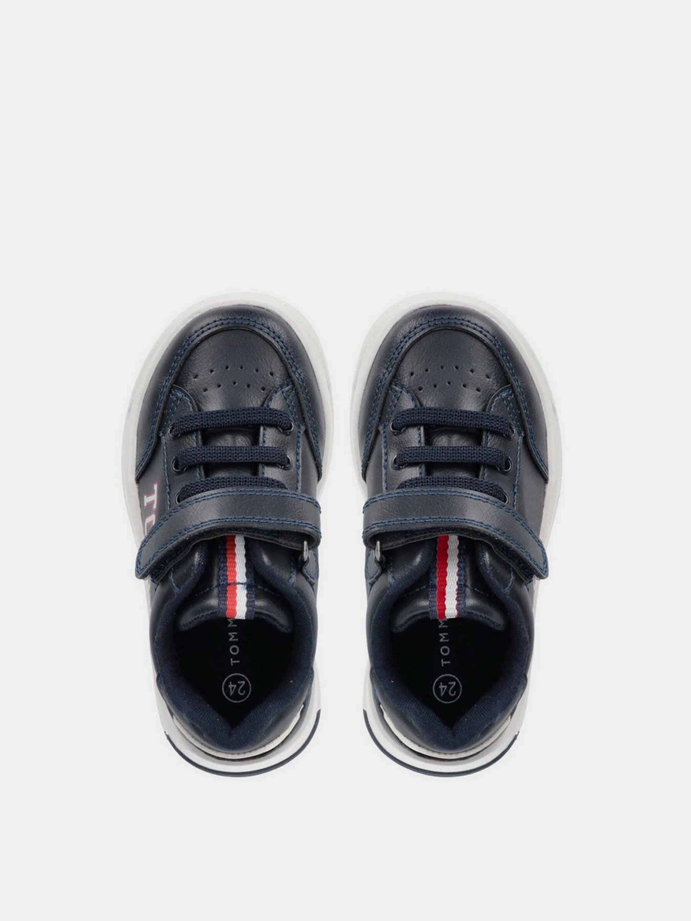 Кросівки Tommy Hilfiger модель T1B4-32218-1384X007 Кросівки Tommy Hilfiger модель T1B4-32218-1384X007 Фото