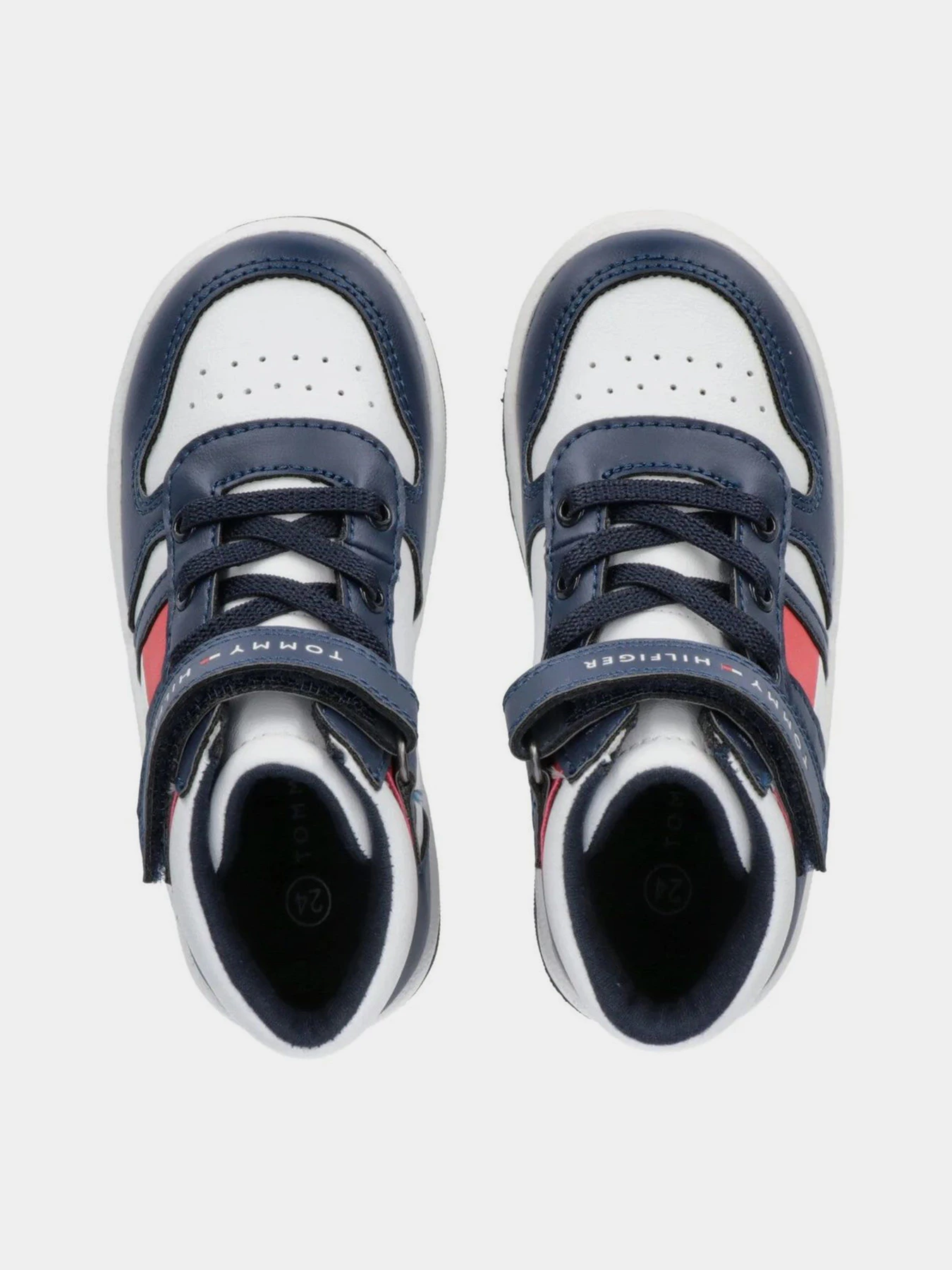 Кросівки Tommy Hilfiger модель T3B9-32477-1351Y004 Кросівки Tommy Hilfiger модель T3B9-32477-1351Y004 Фото