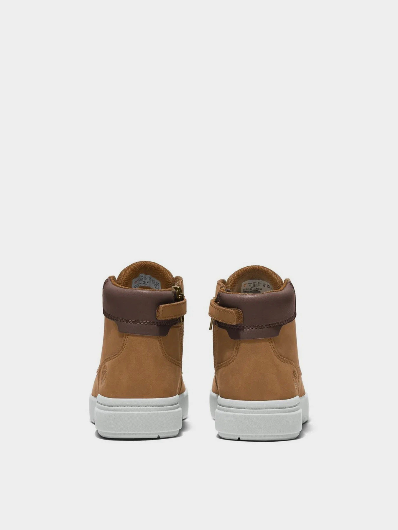 Черевики та чоботи Timberland Seneca Bay 6In Side Zip модель TB0A5RQV231 Черевики та чоботи Timberland Seneca Bay 6In Side Zip модель TB0A5RQV231 Фото