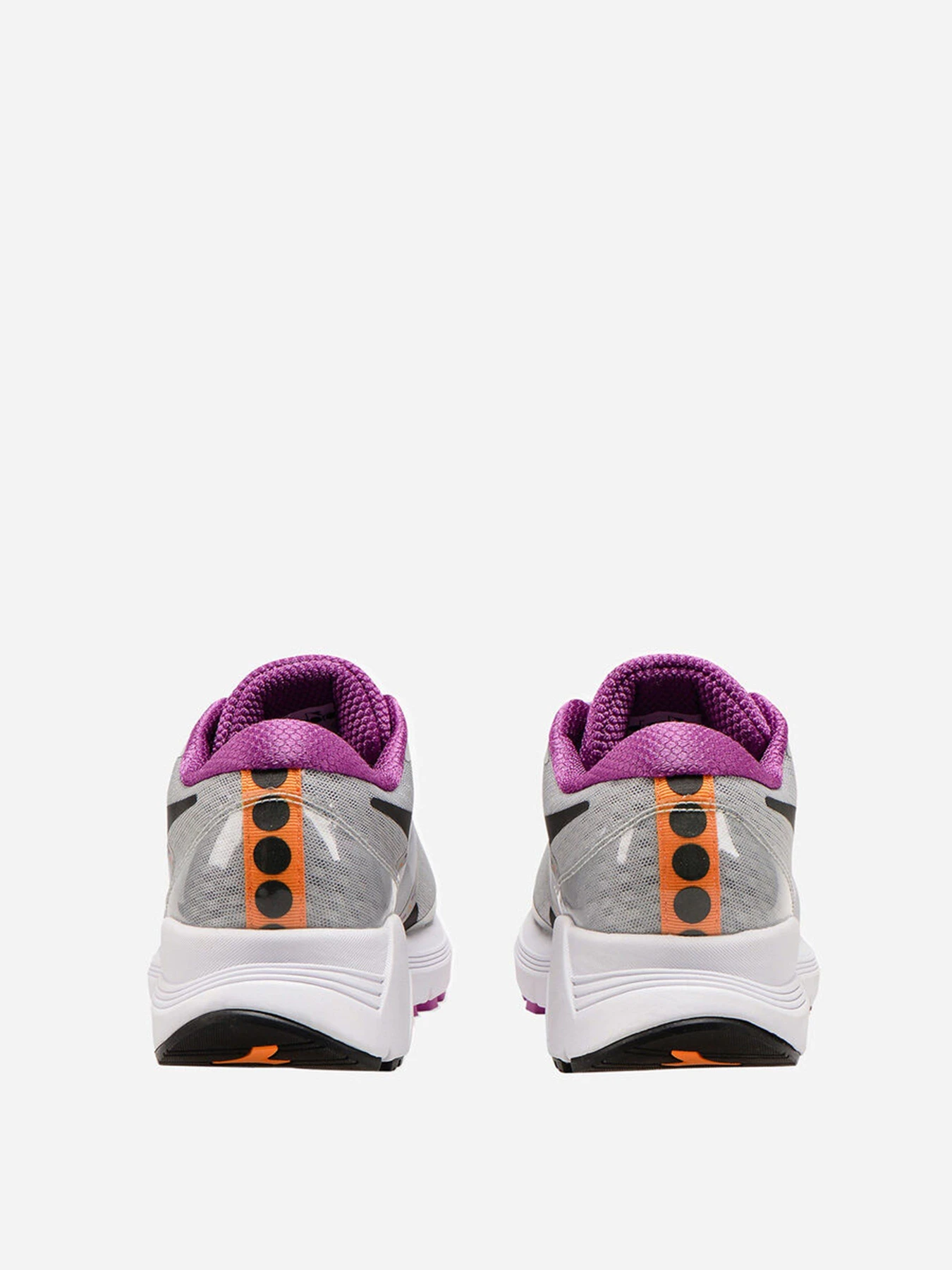 Кроссовки DIADORA модель 101.175610.C8900 Фото