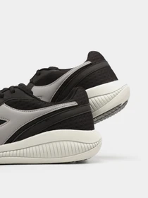 Кроссовки DIADORA EAGLE 4 модель 101.176888.C0667 Фото