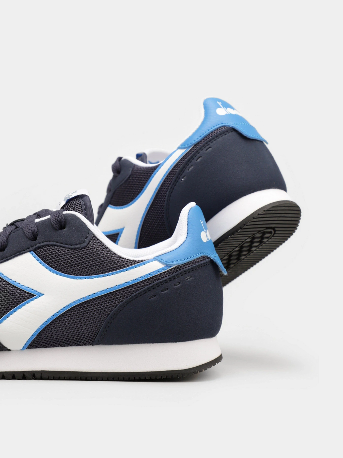 Кроссовки DIADORA SIMPLE RUN модель 101.177899.60063 Фото