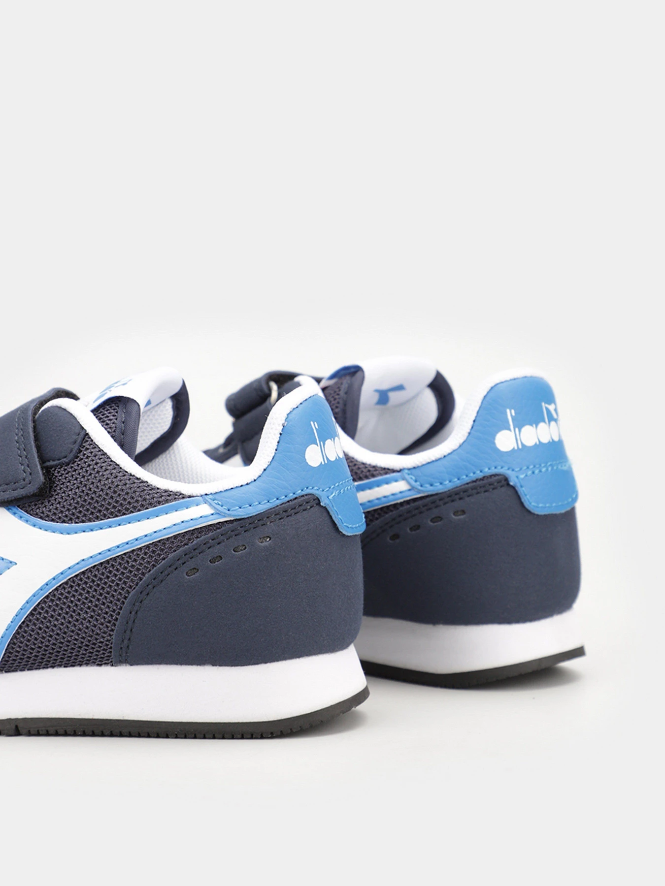 Кроссовки DIADORA SIMPLE RUN модель 101.177900.60063 Фото