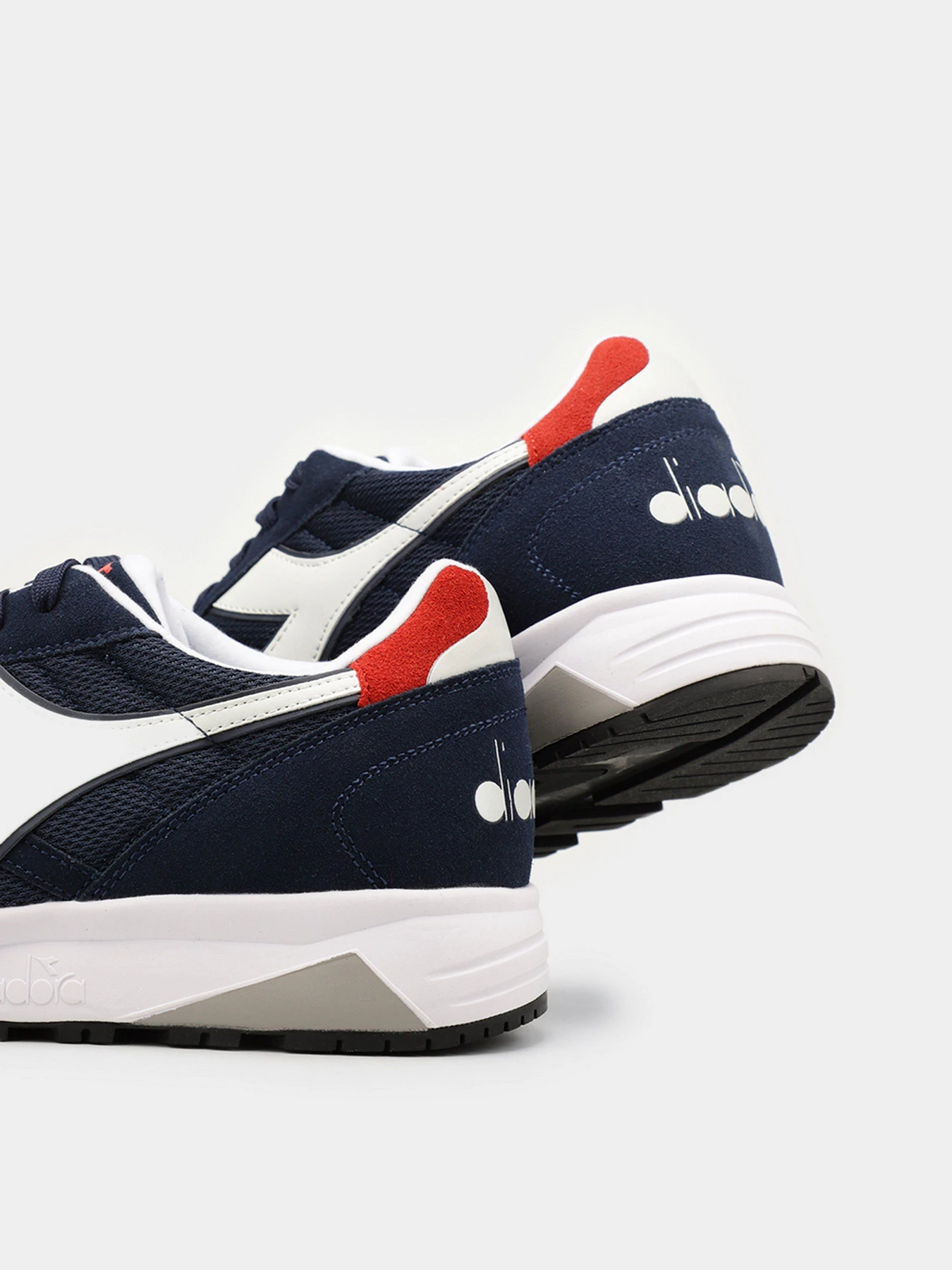 Кроссовки DIADORA N902 модель 501.173290.60031 Фото