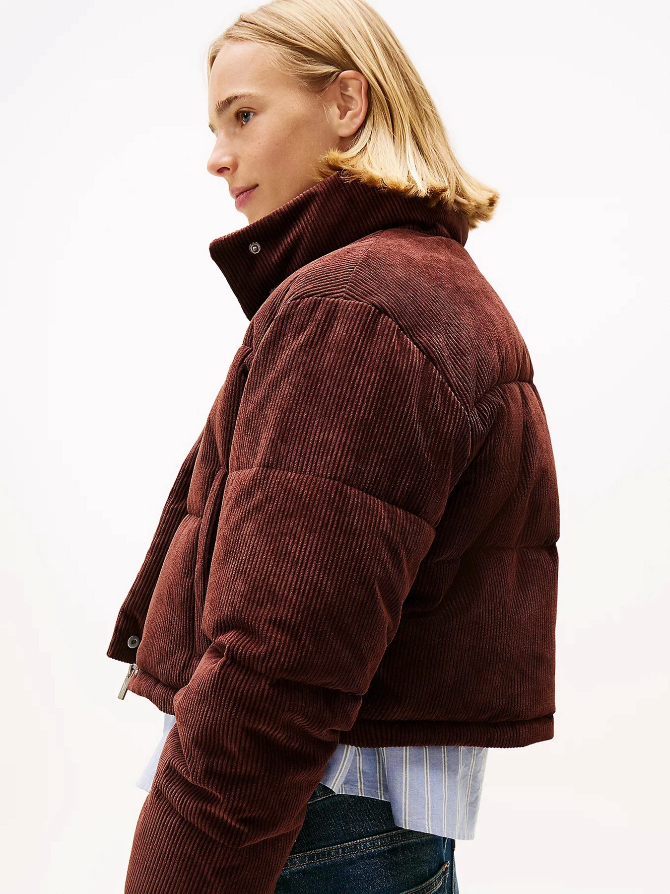 Куртки и дубленки Tommy Jeans модель DW0DW21658-GS7 Фото