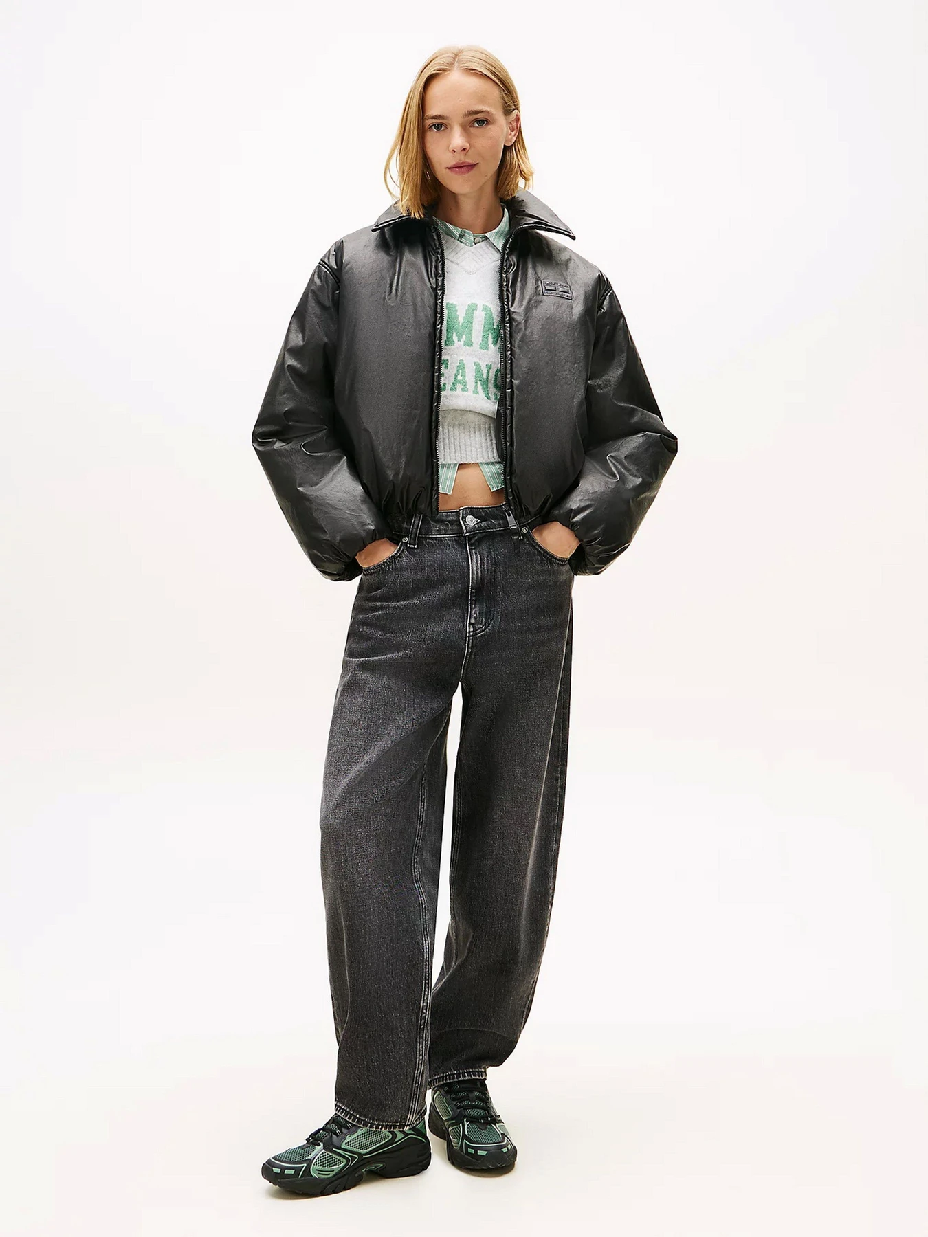 Куртки и дубленки Tommy Jeans модель DW0DW21671-BDS Фото