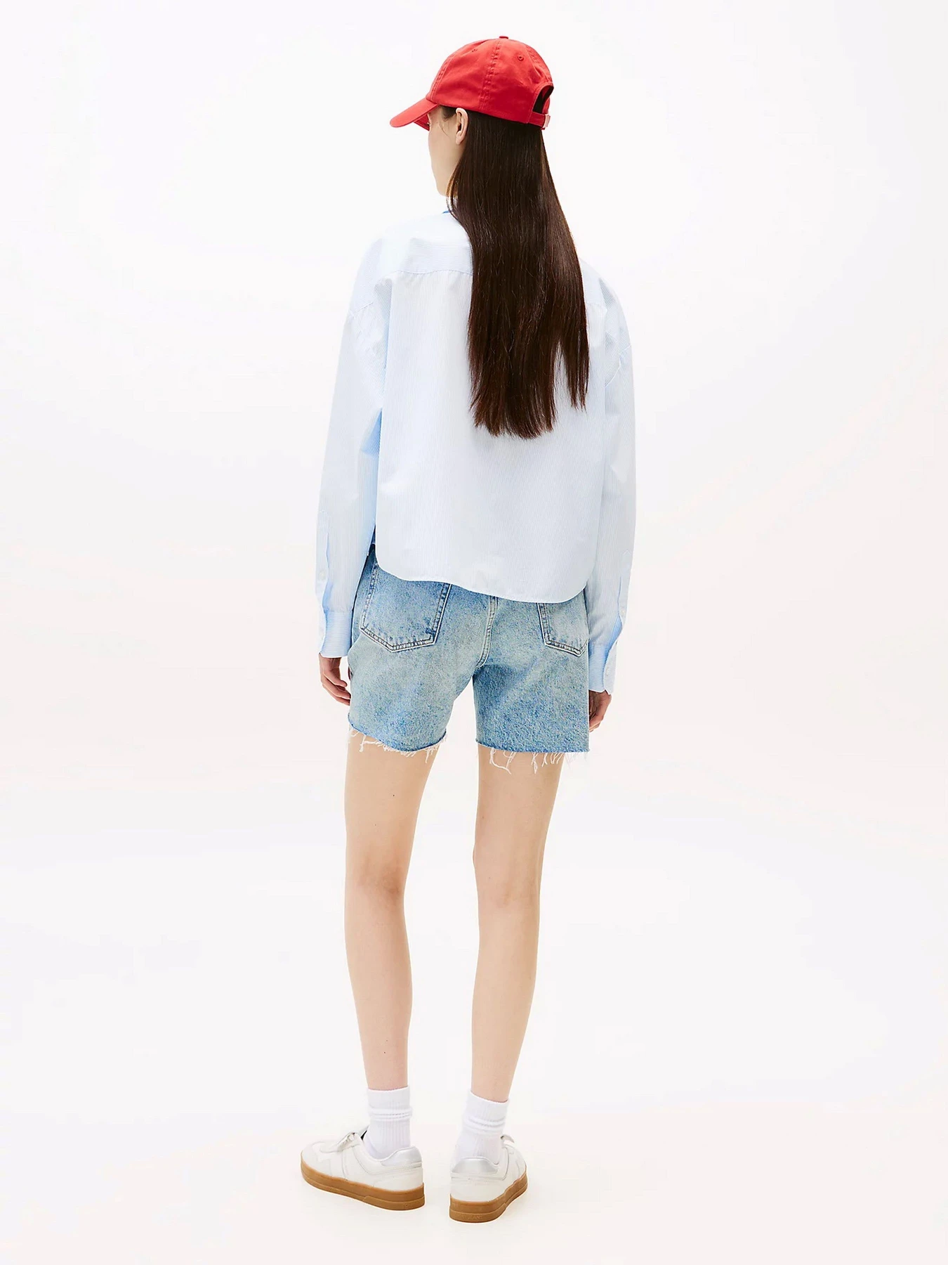 Рубашки Tommy Jeans модель DW0DW21400-0BC Рубашки Tommy Jeans модель DW0DW21400-0BC Фото
