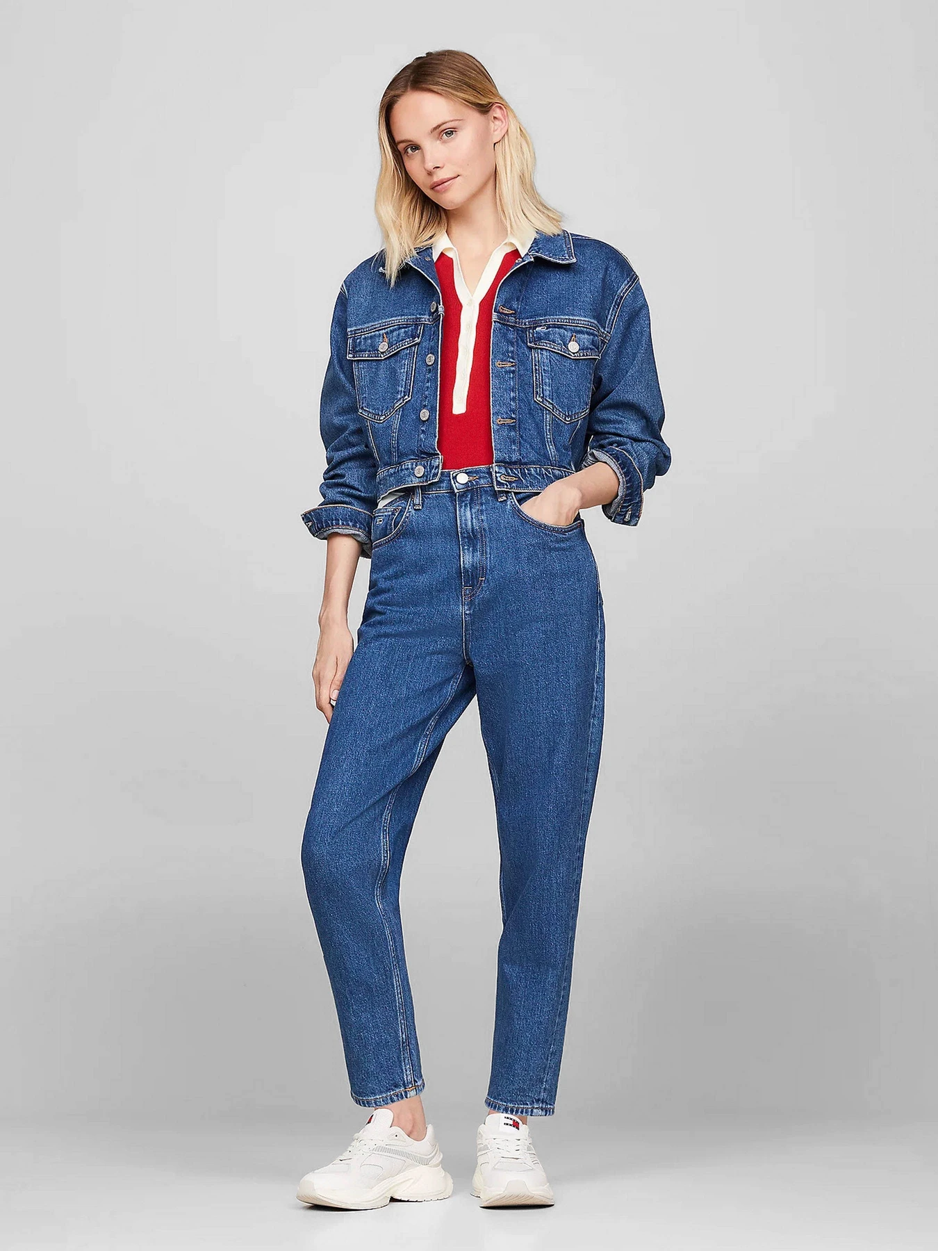 Куртки и дубленки Tommy Jeans модель DW0DW18207-1A5 Куртки и дубленки Tommy Jeans модель DW0DW18207-1A5 Фото
