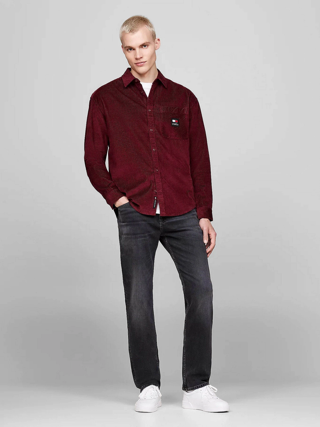 Рубашки Tommy Jeans модель DM0DM19660-VLP Рубашки Tommy Jeans модель DM0DM19660-VLP Фото