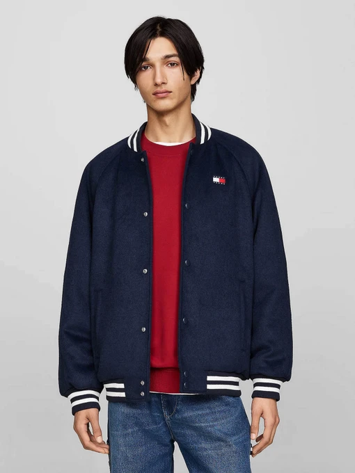 Куртки та дублянки Tommy Jeans модель DM0DM20685-C1G Фото