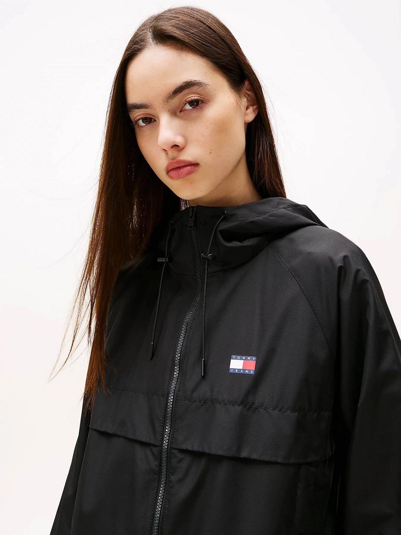 Куртки и дубленки Tommy Jeans модель DW0DW20672-BDS Фото