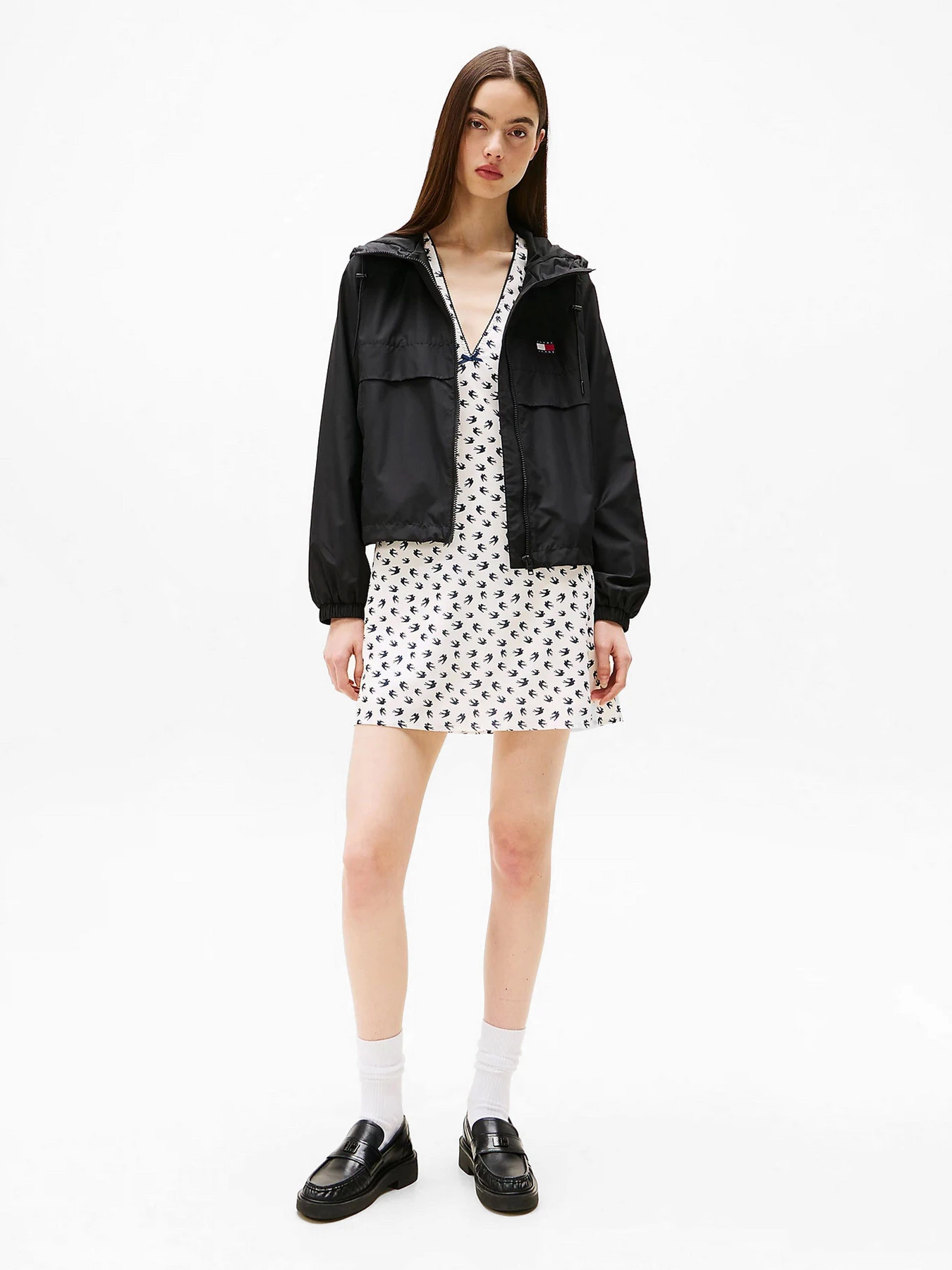 Куртки и дубленки Tommy Jeans модель DW0DW20672-BDS Фото