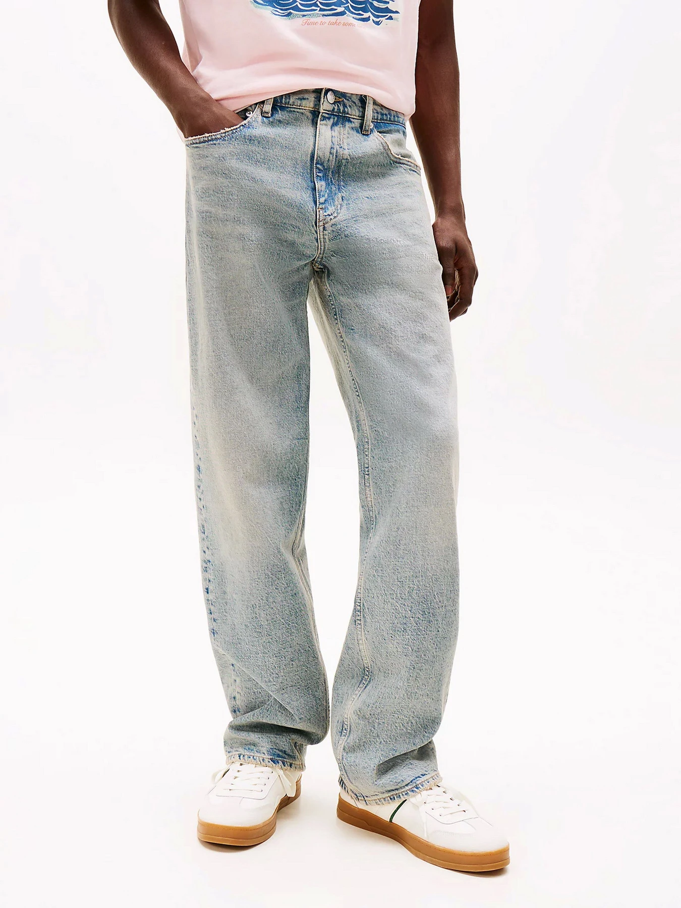 Джинси Tommy Jeans модель DM0DM20994-1A5 Джинси Tommy Jeans модель DM0DM20994-1A5 Фото
