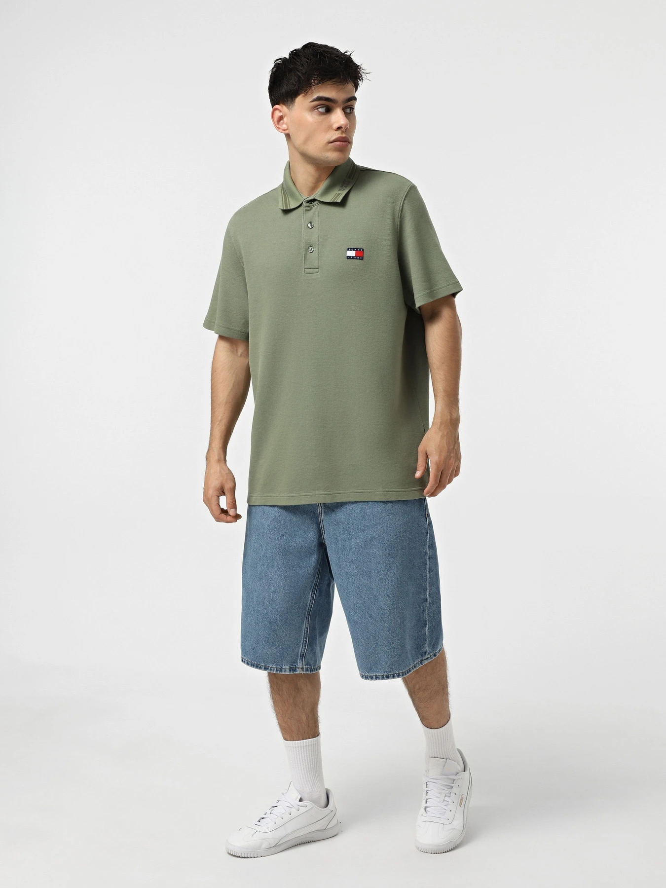 Футболки і поло Tommy Jeans модель DM0DM20917-MR6 Футболки і поло Tommy Jeans модель DM0DM20917-MR6 Фото