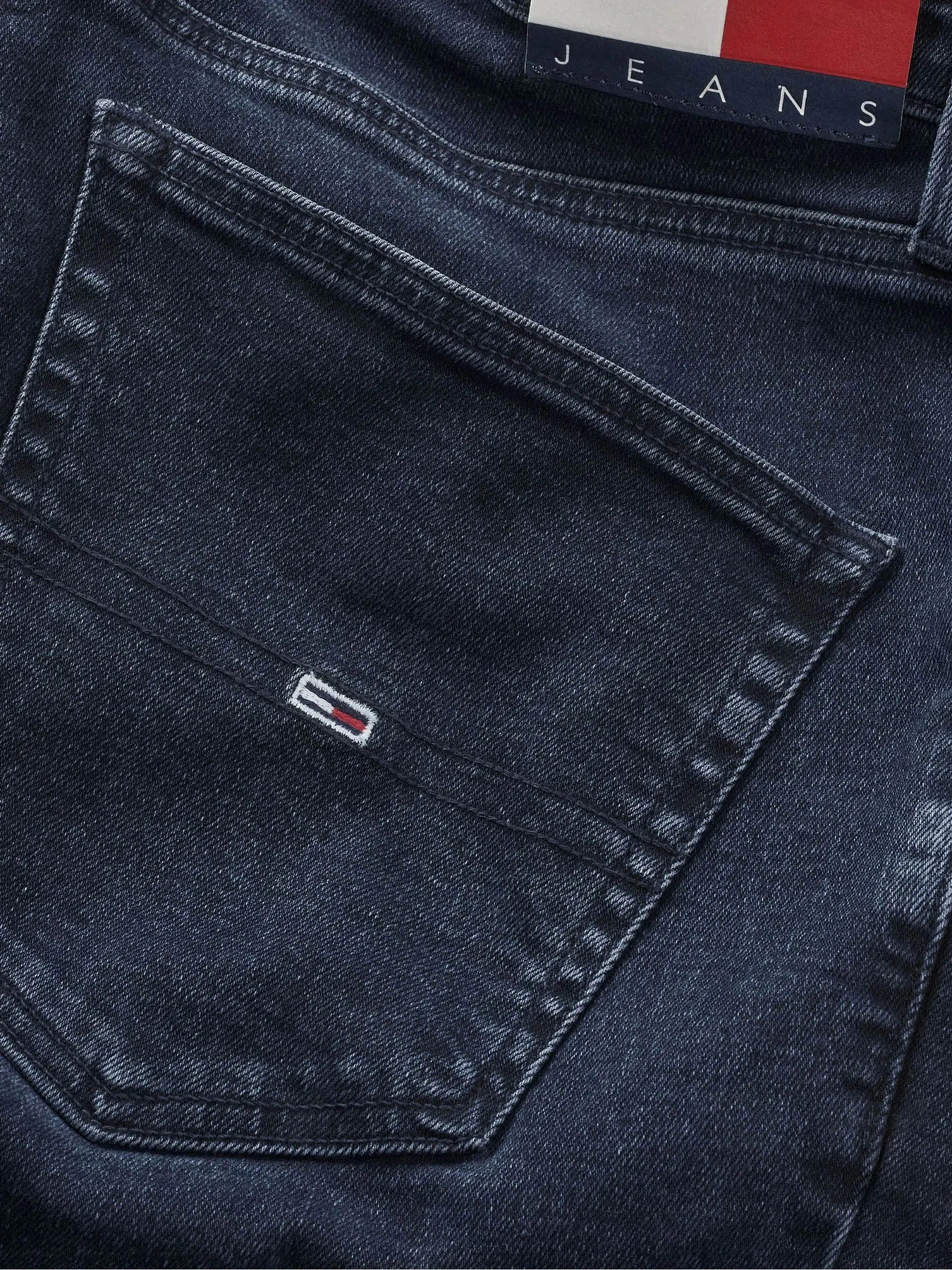 Джинси Tommy Jeans модель DM0DM17108-1BJ Джинси Tommy Jeans модель DM0DM17108-1BJ Фото