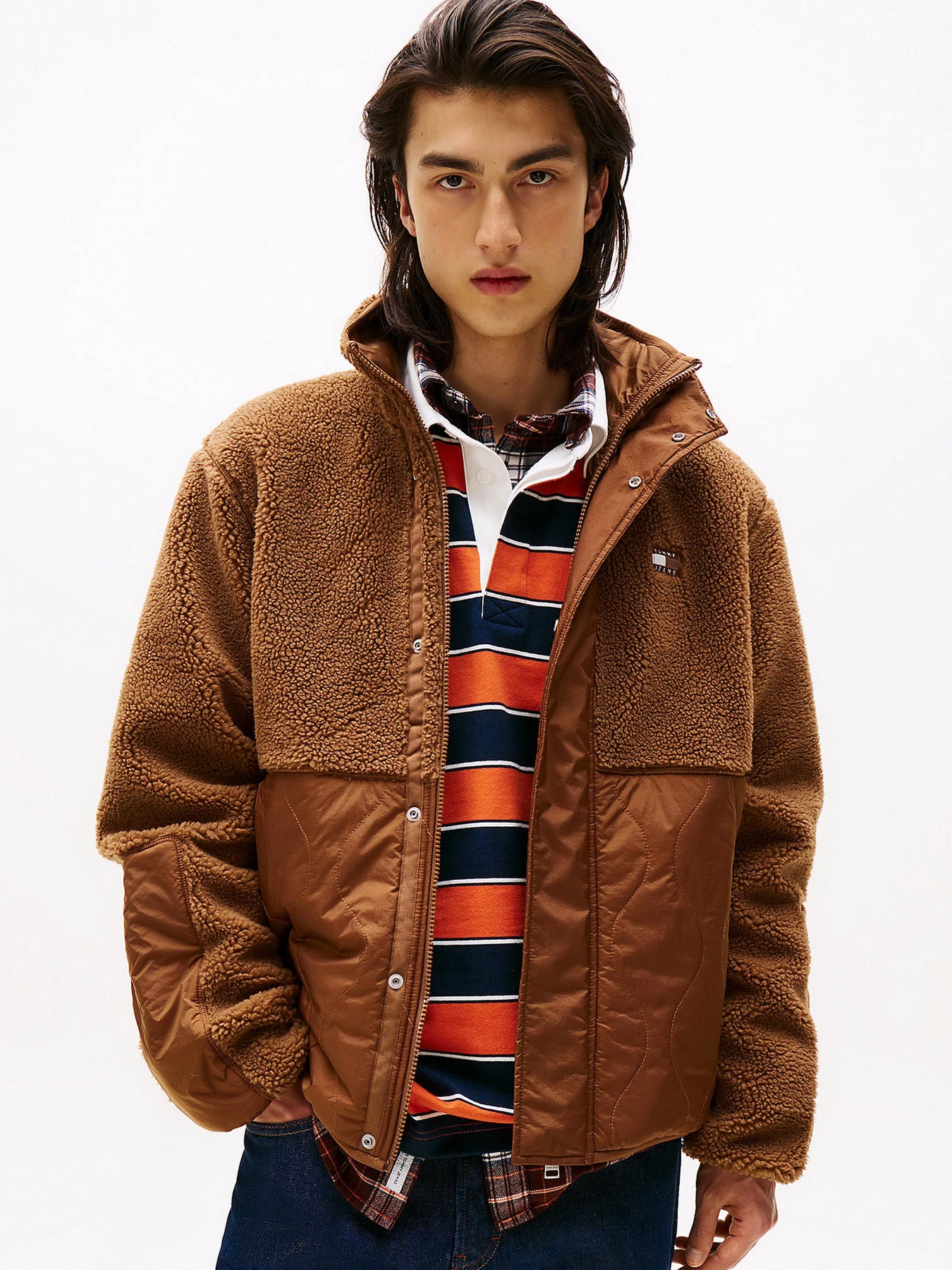 Куртки та дублянки Tommy Jeans модель DM0DM22066-GVP Куртки та дублянки Tommy Jeans модель DM0DM22066-GVP Фото