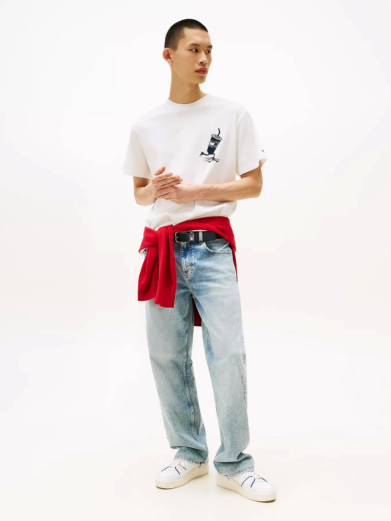 Футболки і поло Tommy Jeans модель DM0DM21830-YBL Футболки і поло Tommy Jeans модель DM0DM21830-YBL Фото