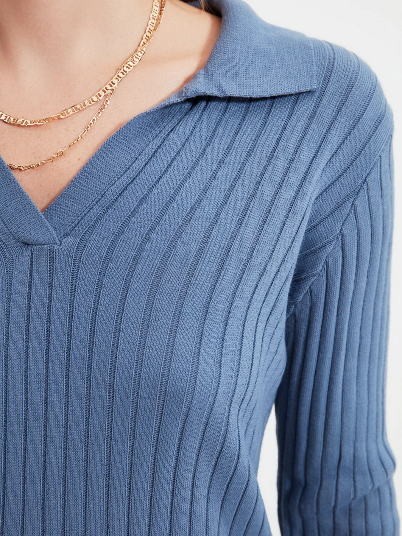 Свитры и кардиганы Trendyol модель TWOAW21KZ1113/Indigo Фото