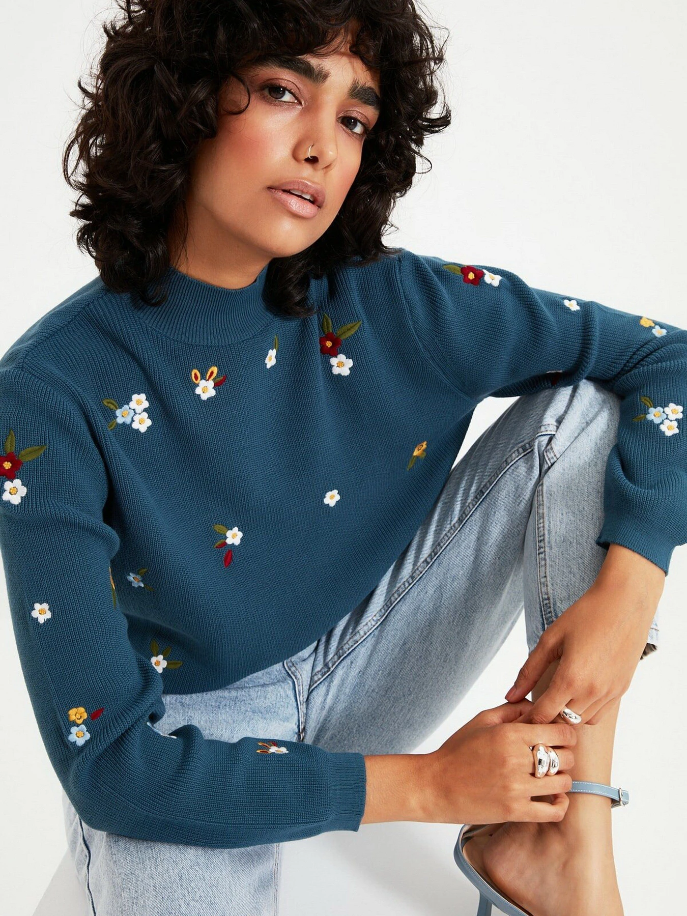 Свитры и кардиганы Trendyol модель TWOAW21KZ2106/Indigo Фото