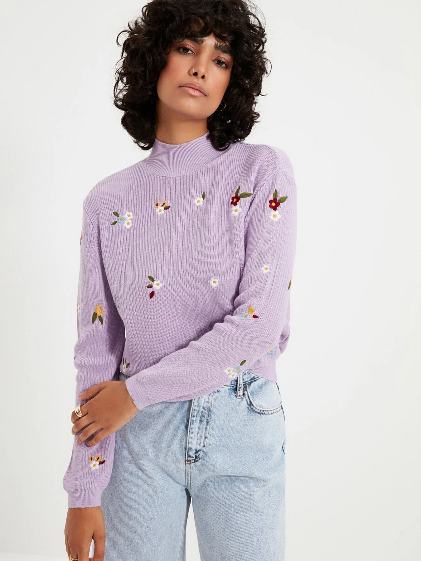 Свитры и кардиганы Trendyol модель TWOAW21KZ2106/Lila Свитры и кардиганы Trendyol модель TWOAW21KZ2106/Lila Фото