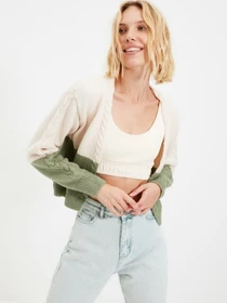 Свитры и кардиганы Trendyol модель TWOAW22HI0002/Ekru Фото
