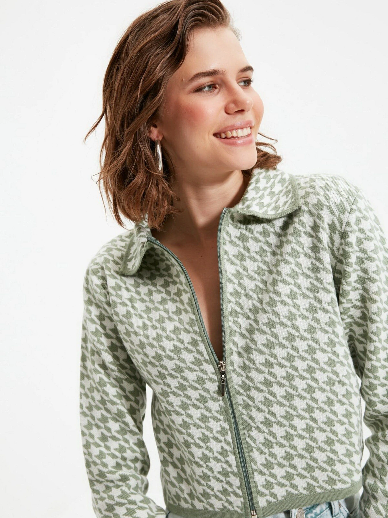 Свитры и кардиганы Trendyol модель TWOAW22HI0067/Mint Свитры и кардиганы Trendyol модель TWOAW22HI0067/Mint Фото