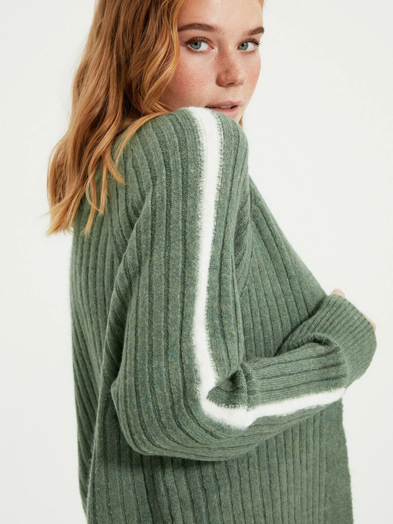 Свитры и кардиганы Trendyol модель TWOAW22HI0123/Mint Свитры и кардиганы Trendyol модель TWOAW22HI0123/Mint Фото