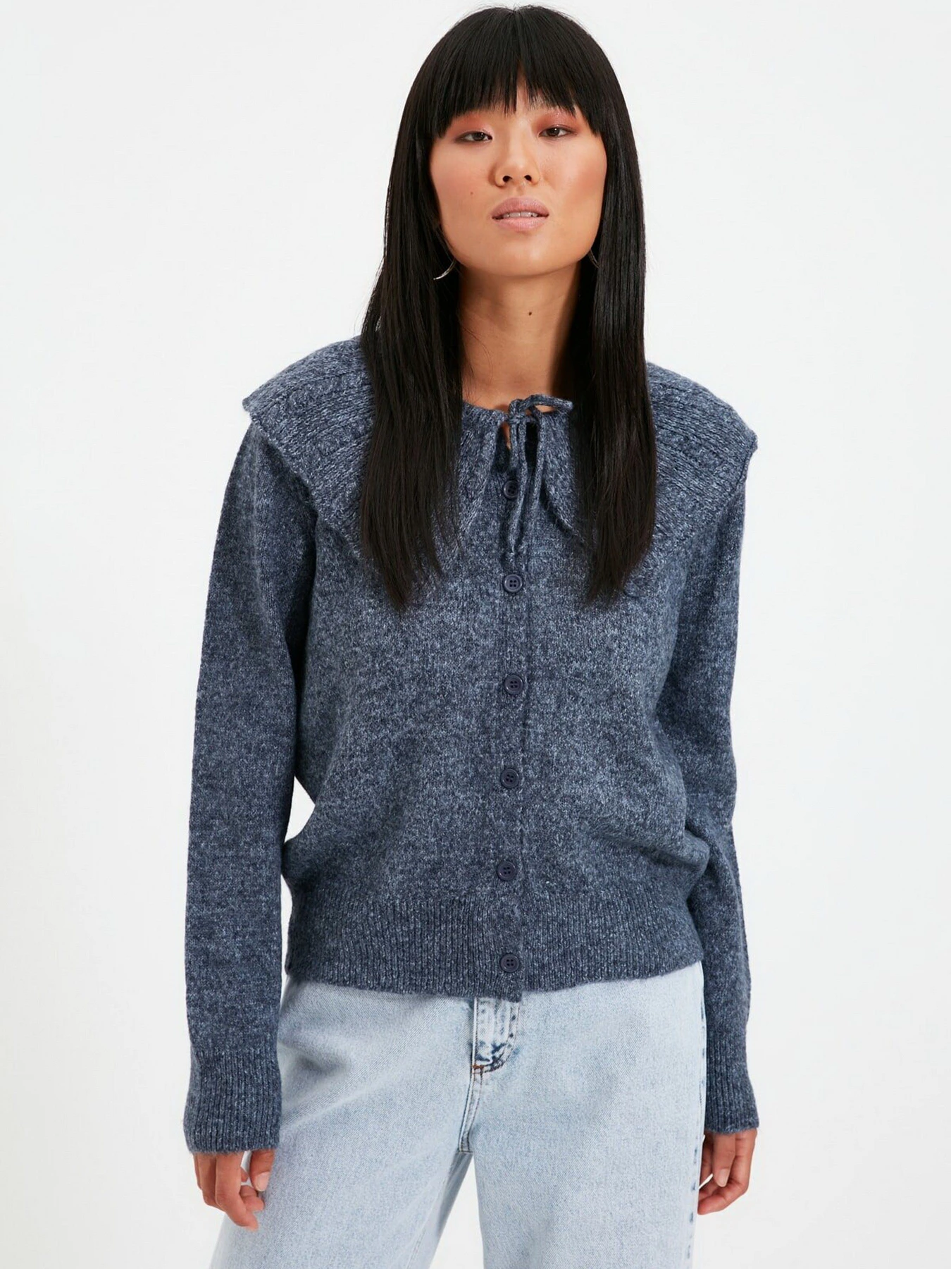 Свитры и кардиганы Trendyol модель TWOAW22HI0261/Indigo Свитры и кардиганы Trendyol модель TWOAW22HI0261/Indigo Фото