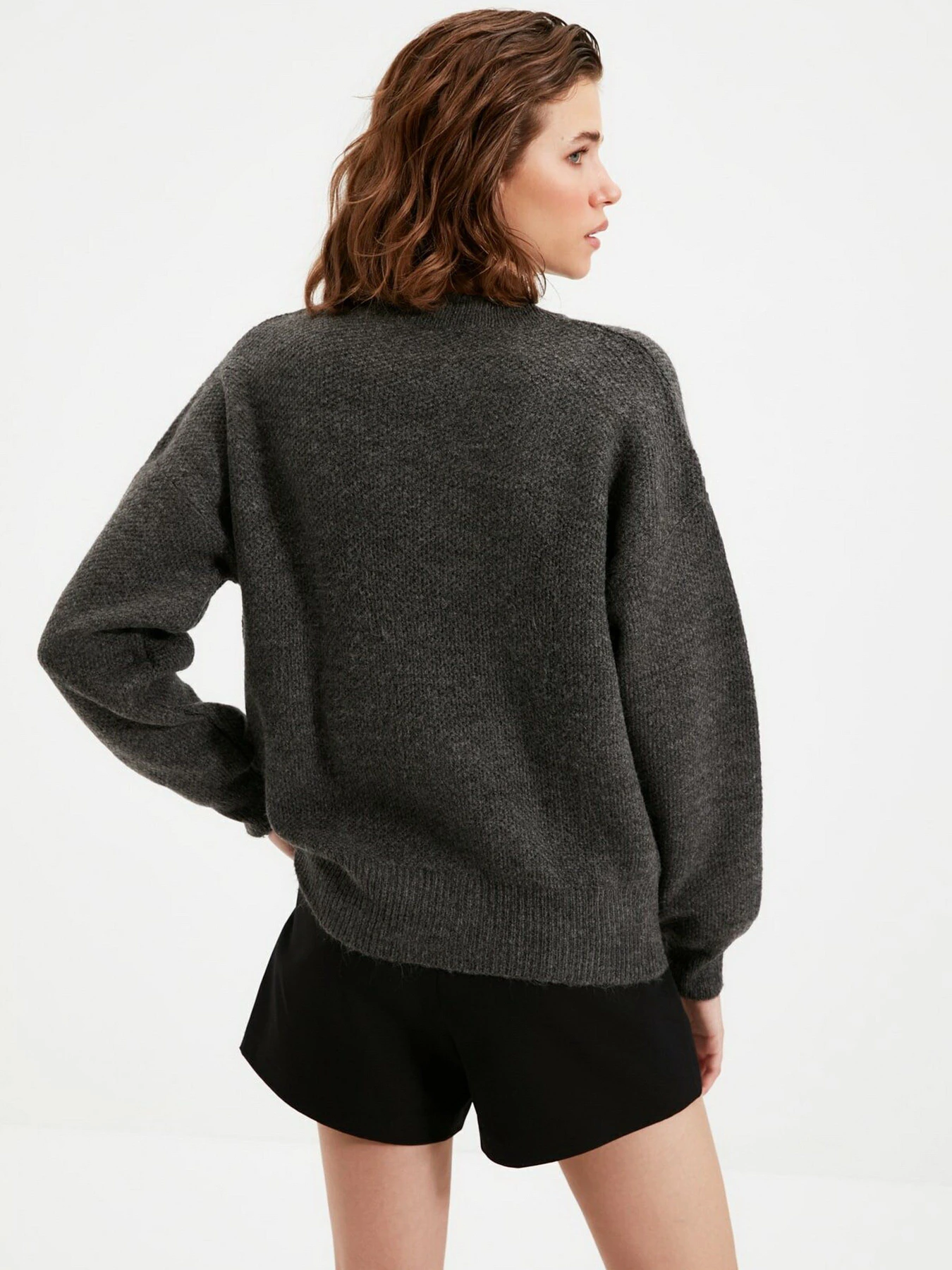 Свитры и кардиганы Trendyol модель TWOAW22HI0262/Antrasit Свитры и кардиганы Trendyol модель TWOAW22HI0262/Antrasit Фото