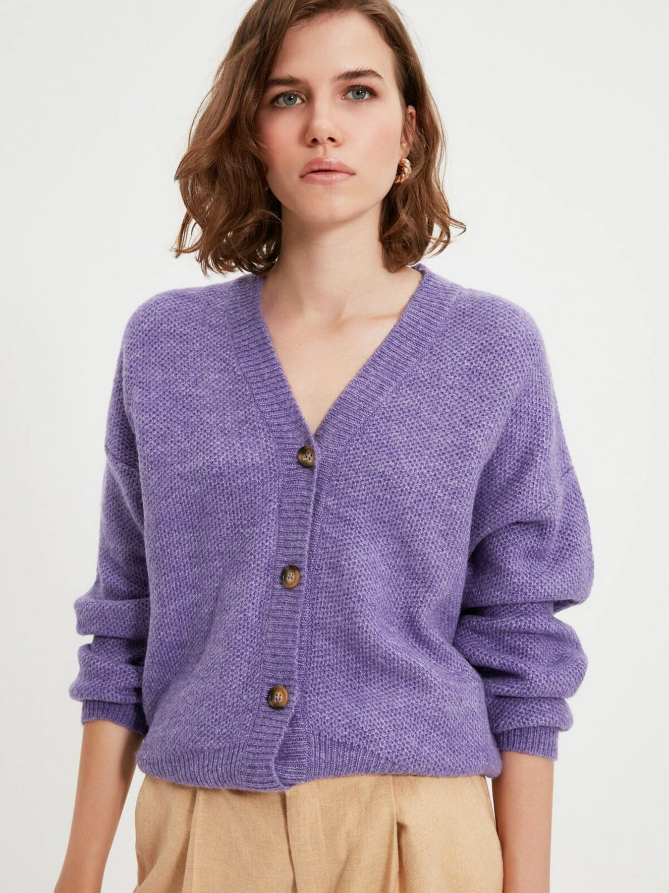 Свитры и кардиганы Trendyol модель TWOAW22HI0262/Lila Свитры и кардиганы Trendyol модель TWOAW22HI0262/Lila Фото