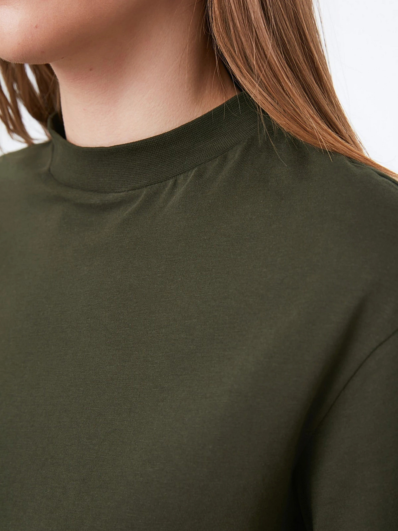 Футболки и поло Trendyol модель TWOAW20TS0096/Haki Футболки и поло Trendyol модель TWOAW20TS0096/Haki Фото