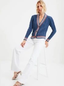 Свитры и кардиганы Trendyol модель TWOAW22HI0447/Indigo Фото