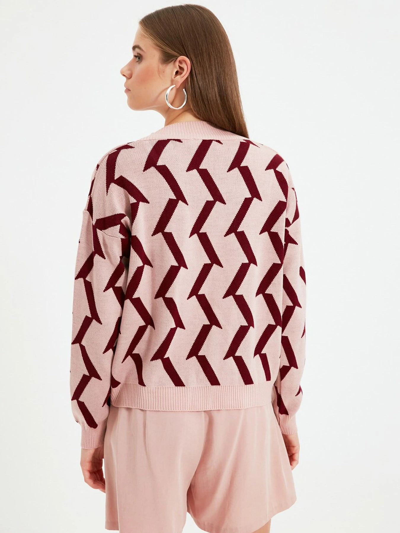Свитры и кардиганы Trendyol модель TWOAW22HI0600/Pudra Свитры и кардиганы Trendyol модель TWOAW22HI0600/Pudra Фото