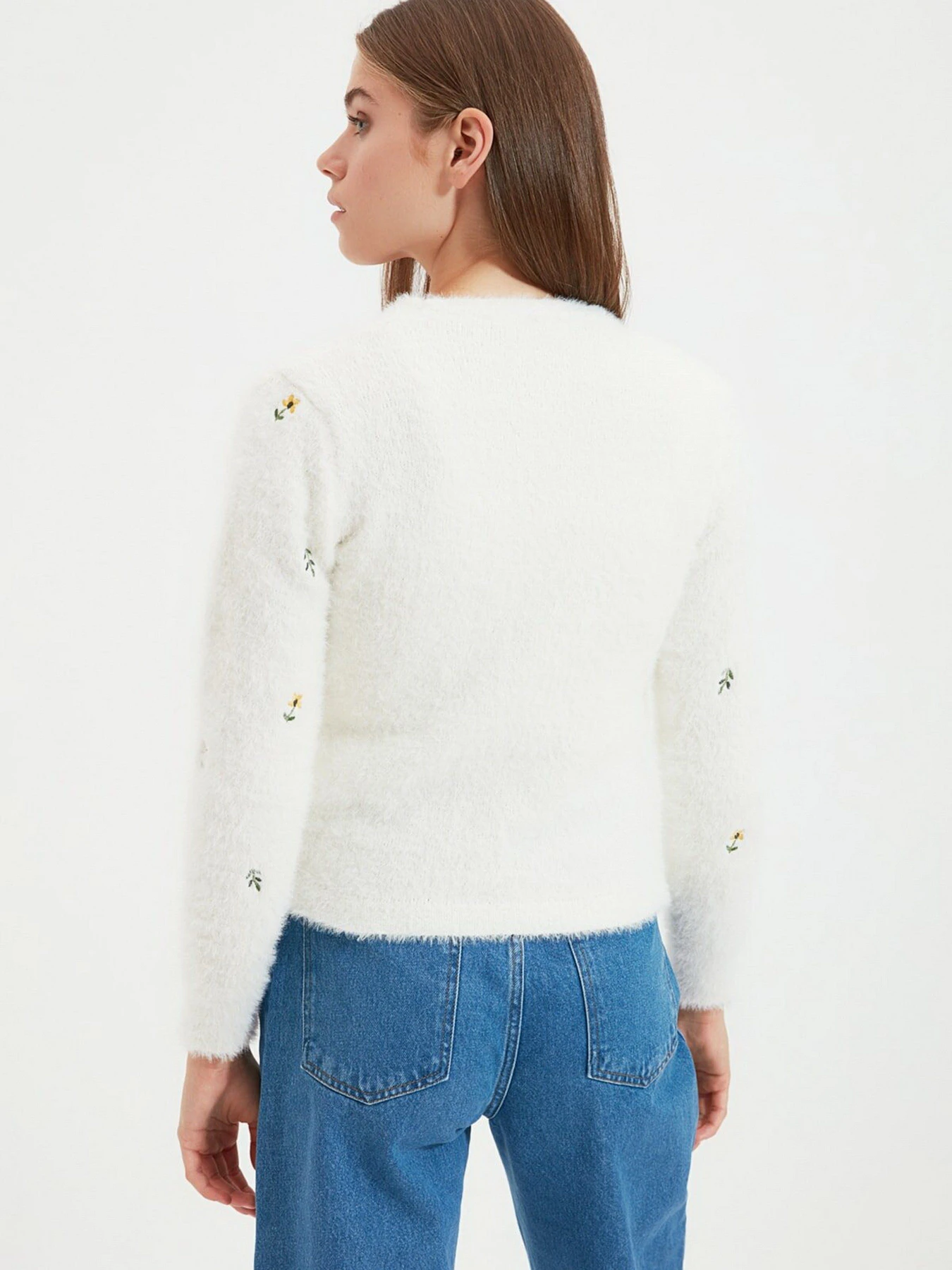 Свитры и кардиганы Trendyol модель TWOAW22HI0055/Ekru Свитры и кардиганы Trendyol модель TWOAW22HI0055/Ekru Фото