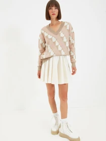 Свитры и кардиганы Trendyol модель TWOAW22KZ0228/Bej Фото