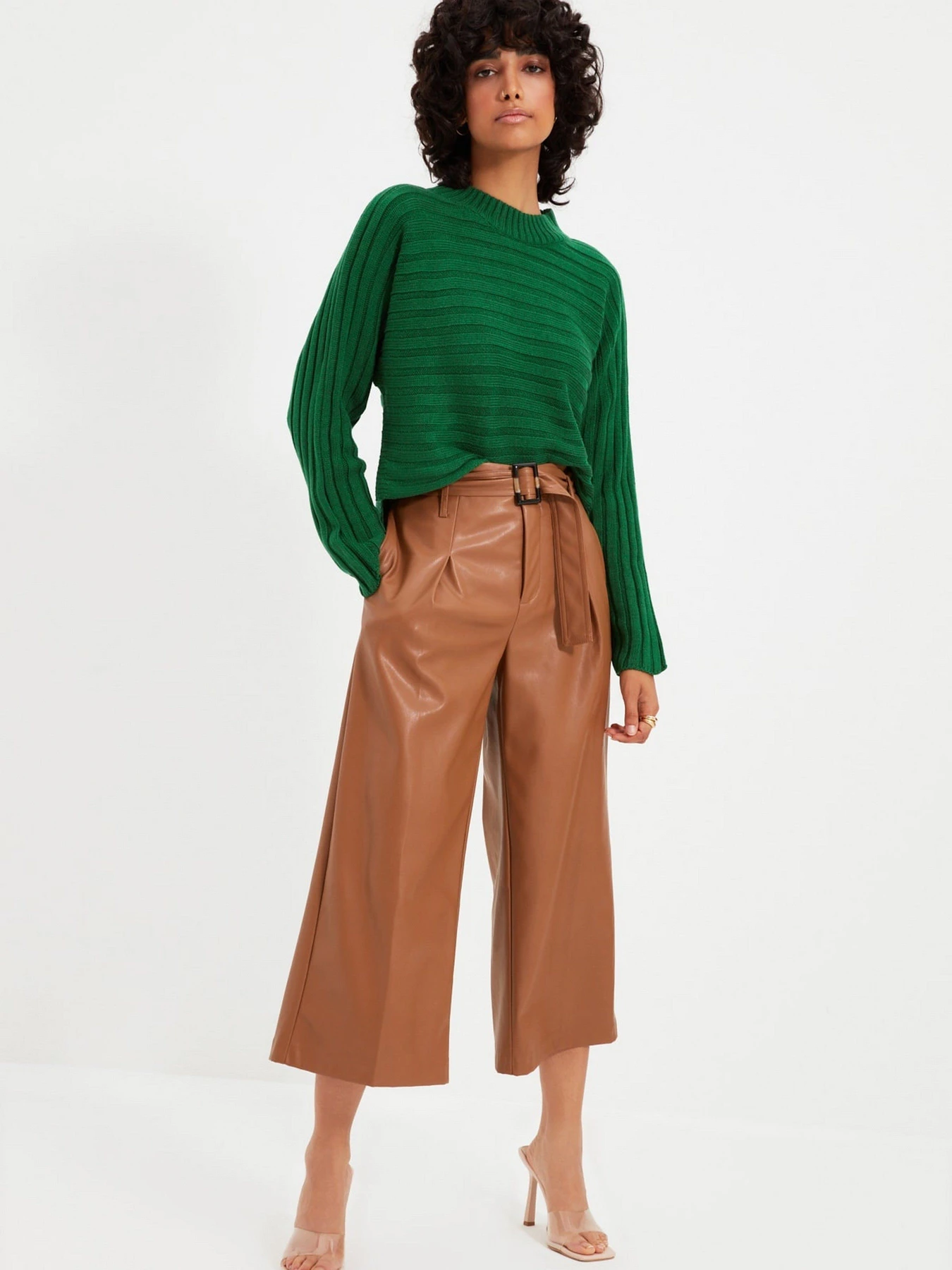 Свитры и кардиганы Trendyol модель TWOAW22KZ0004/Yesil Свитры и кардиганы Trendyol модель TWOAW22KZ0004/Yesil Фото