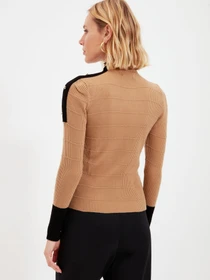 Свитры и кардиганы Trendyol модель TWOAW22KZ0197/Camel Фото