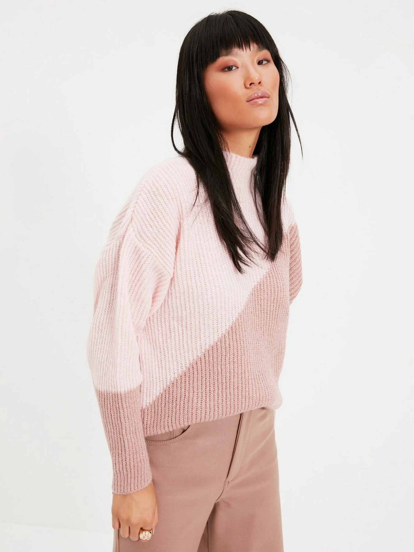 Свитры и кардиганы Trendyol модель TWOAW22KZ0238/Pudra Свитры и кардиганы Trendyol модель TWOAW22KZ0238/Pudra Фото