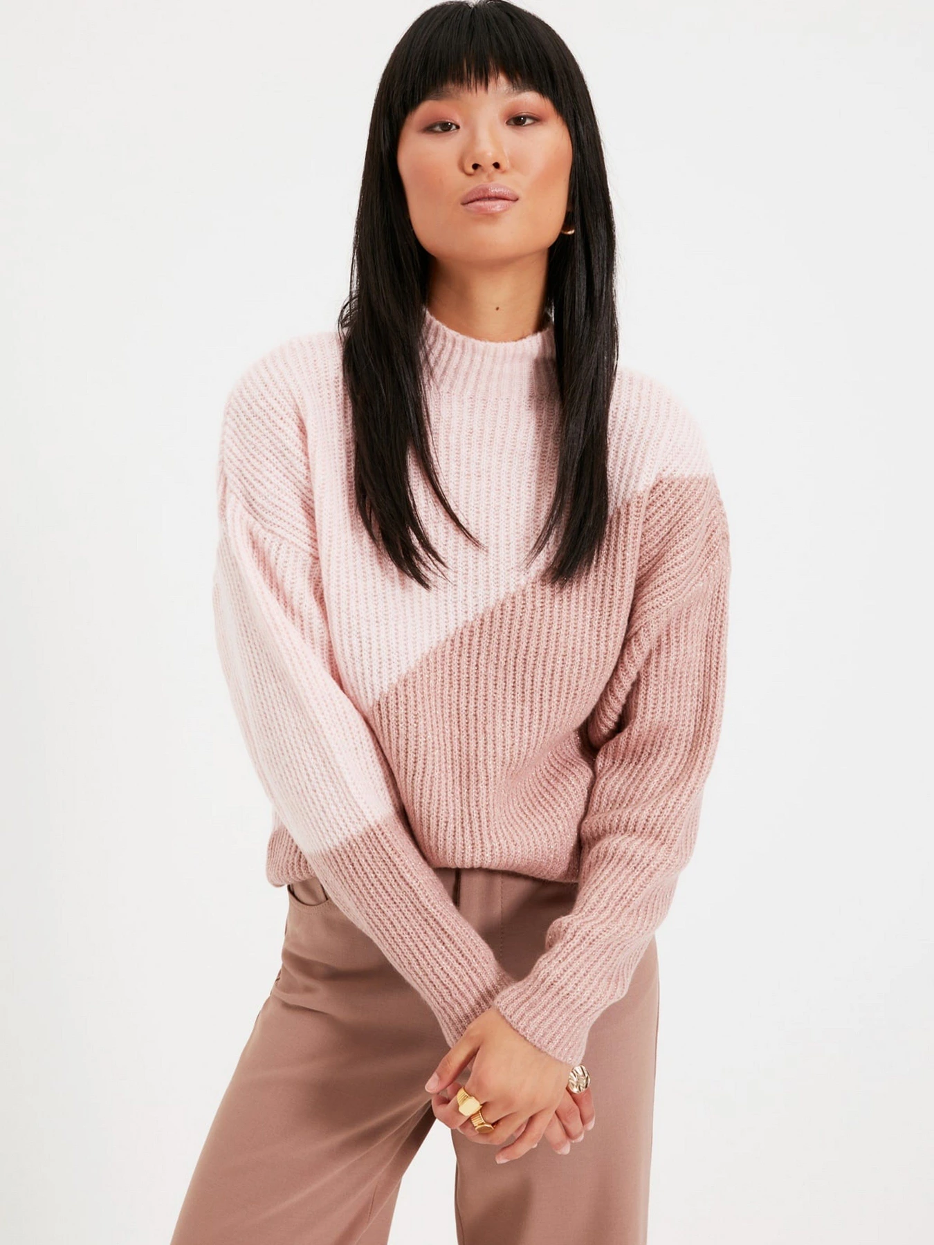 Свитры и кардиганы Trendyol модель TWOAW22KZ0238/Pudra Свитры и кардиганы Trendyol модель TWOAW22KZ0238/Pudra Фото