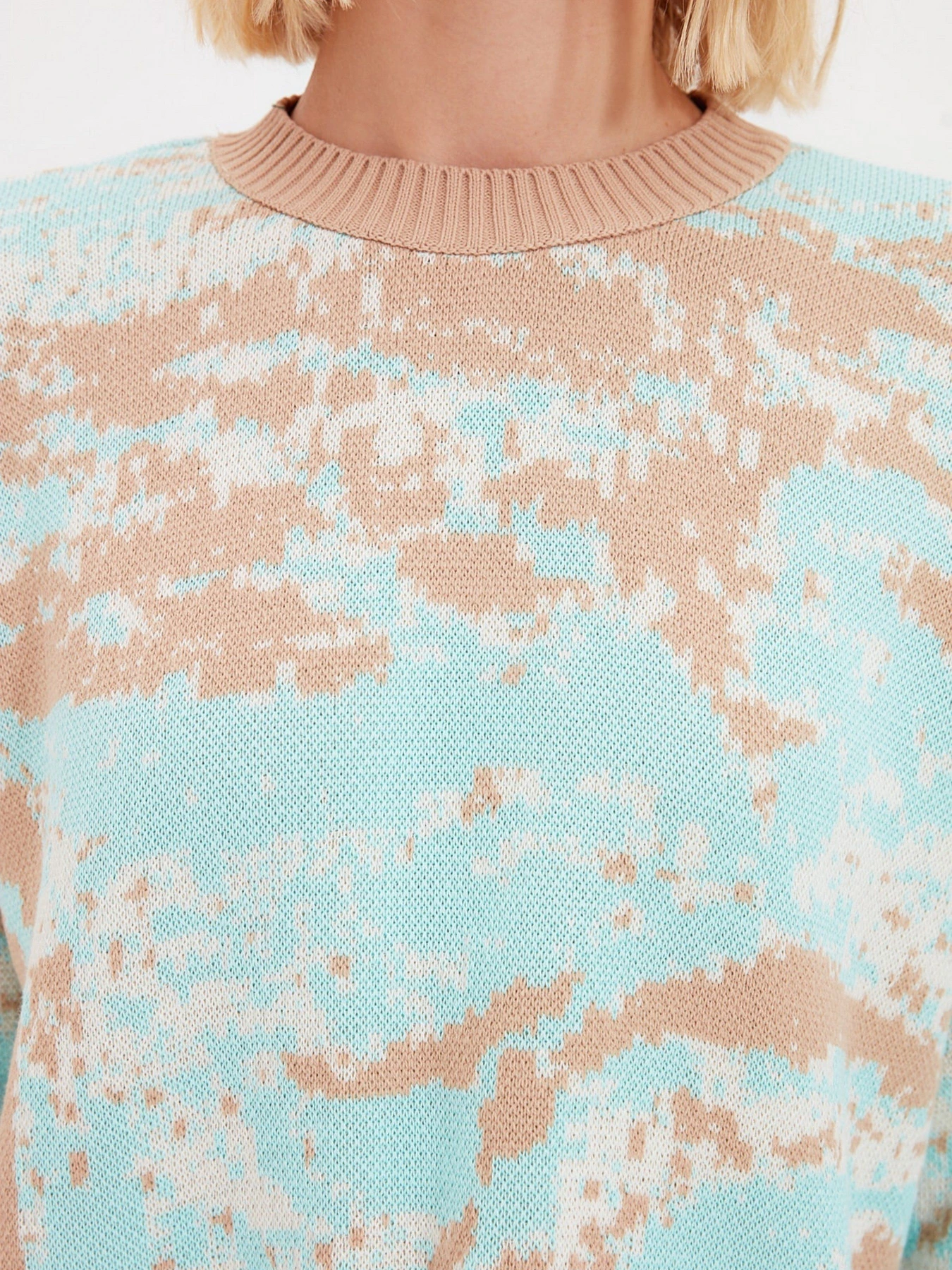 Свитры и кардиганы Trendyol модель TWOAW22KZ0239/Bej Фото