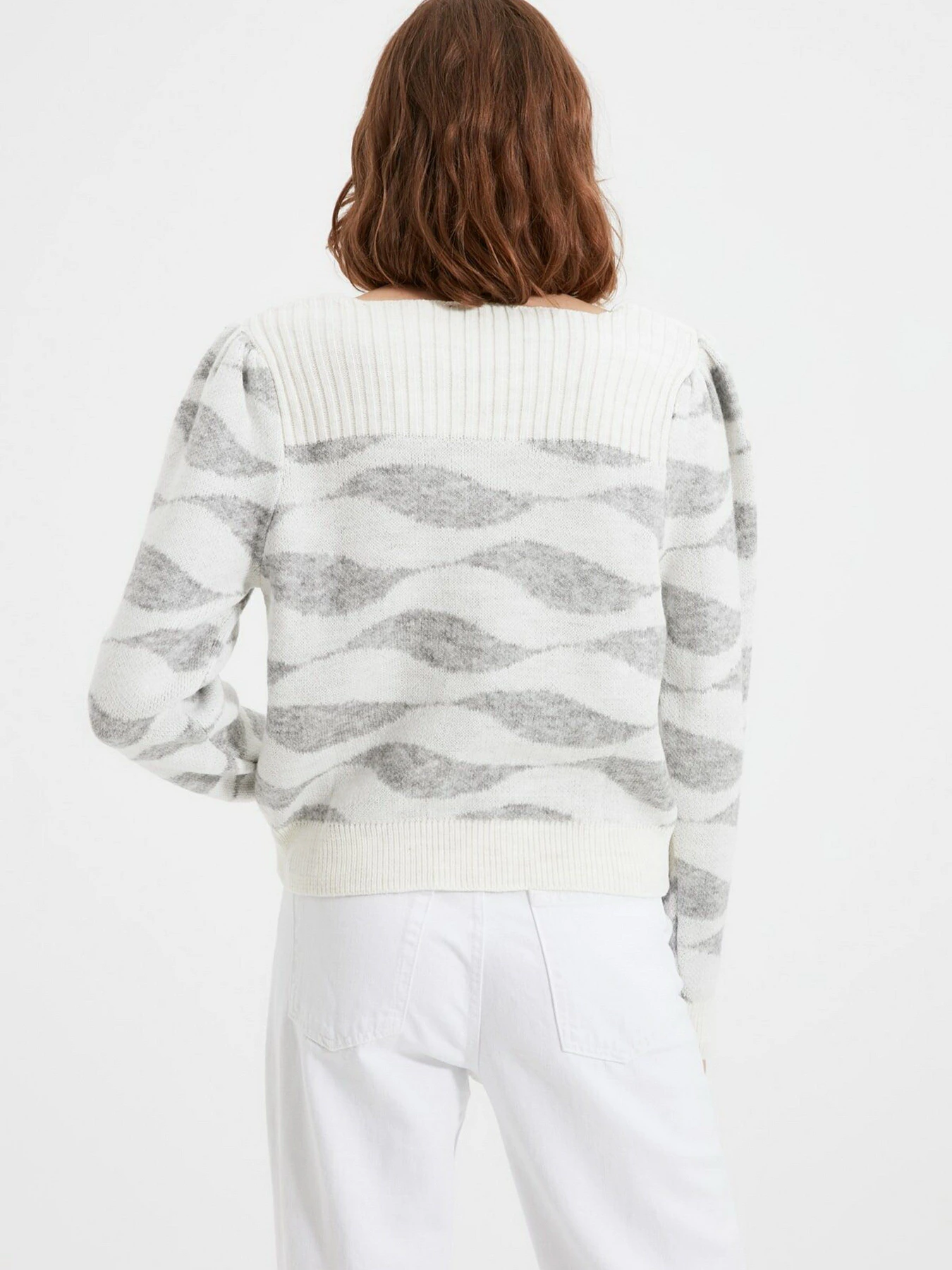 Свитры и кардиганы Trendyol модель TWOAW22KZ0461/Ekru Свитры и кардиганы Trendyol модель TWOAW22KZ0461/Ekru Фото