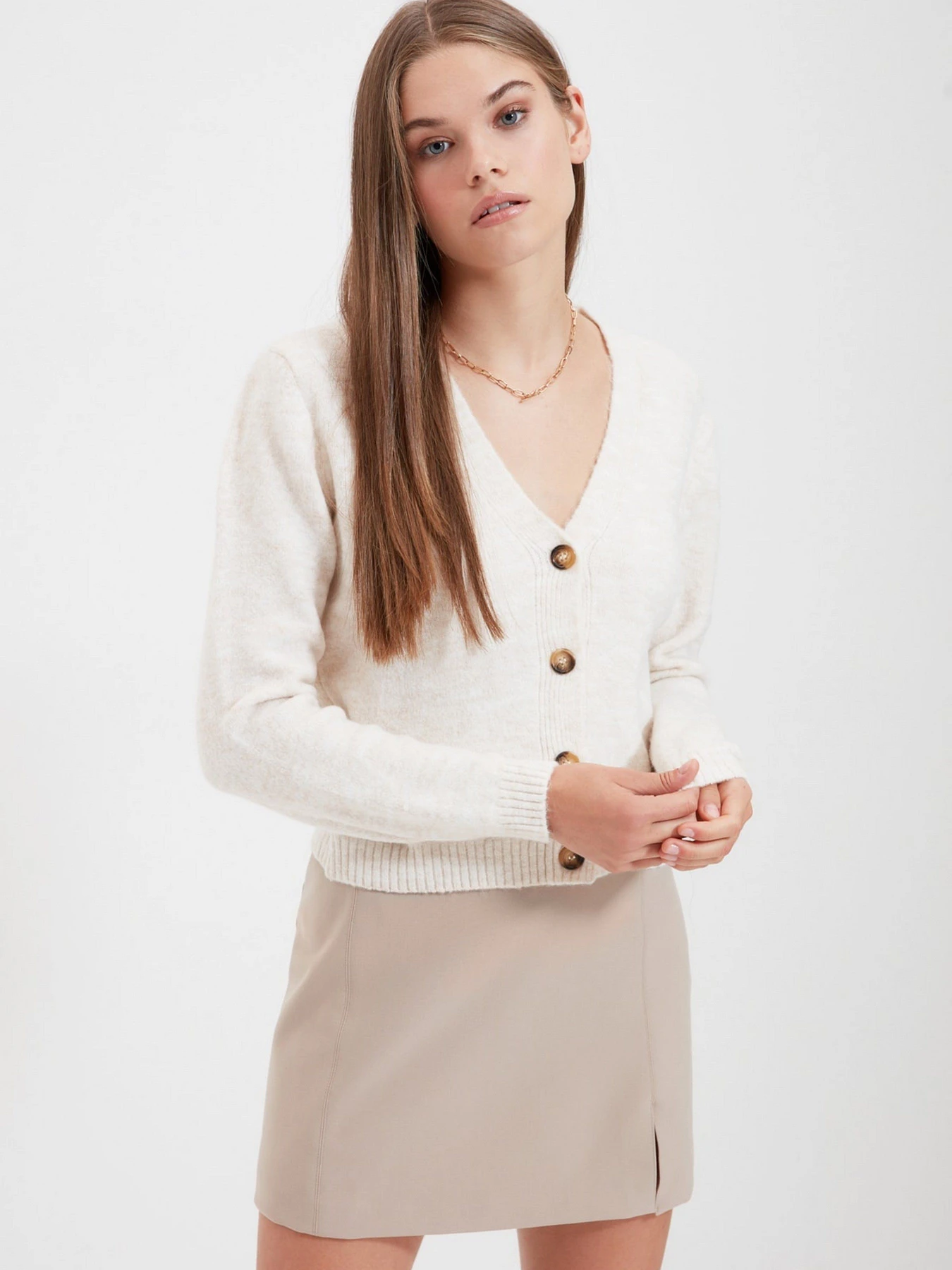Свитры и кардиганы Trendyol модель TWOAW22KZ0779/Ekru Фото