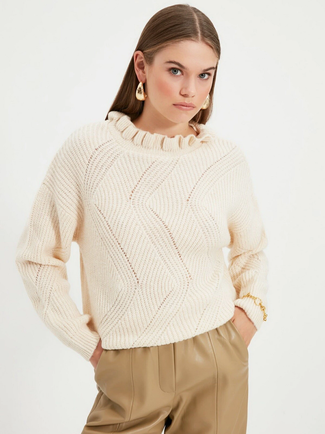 Свитры и кардиганы Trendyol модель TWOAW22KZ0505/Ekru Свитры и кардиганы Trendyol модель TWOAW22KZ0505/Ekru Фото