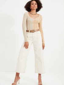 Свитры и кардиганы Trendyol модель TWOAW22KZ0719/Ekru Фото