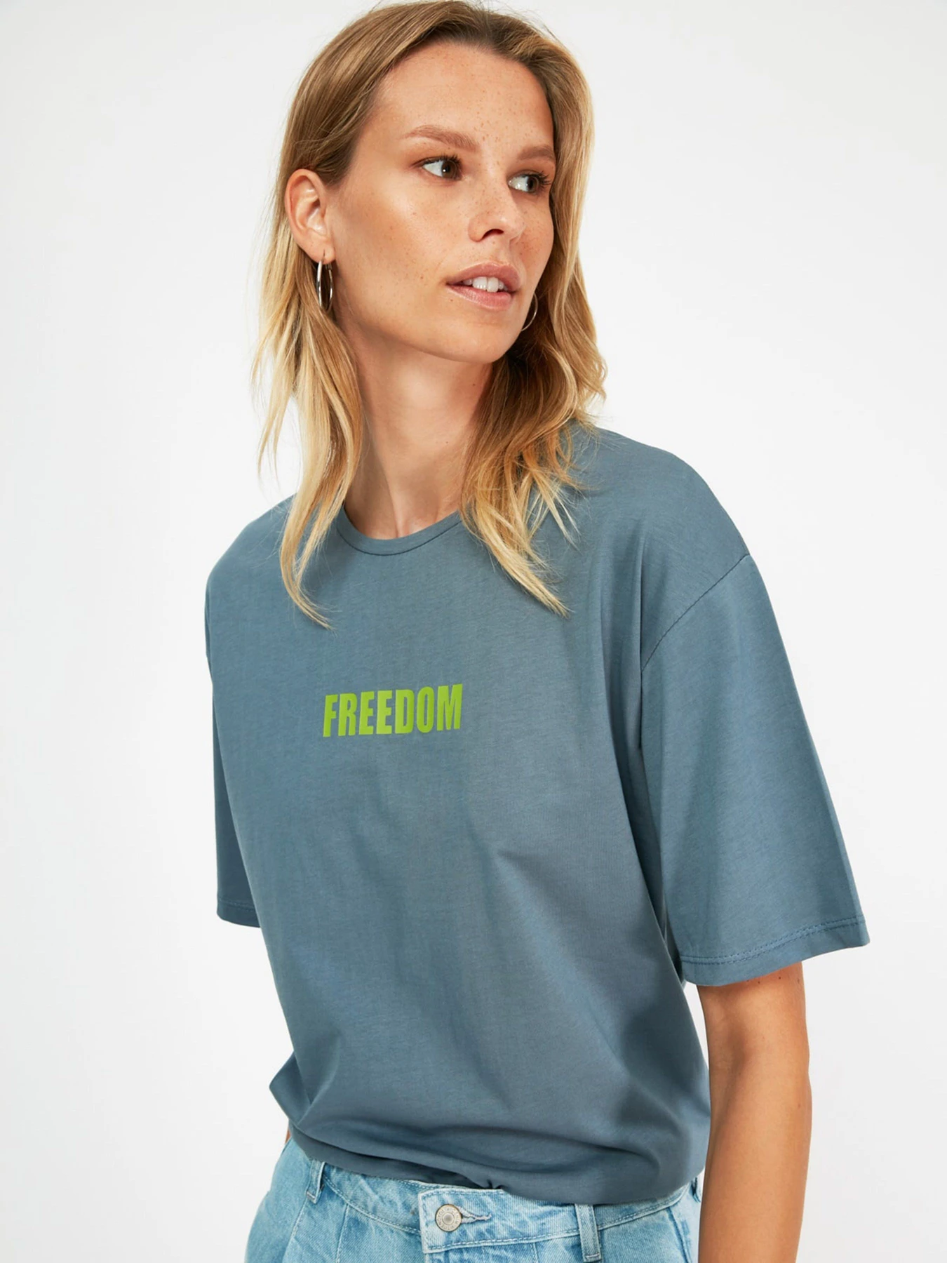 Футболки и поло Trendyol модель TWOSS21TS0316/Indigo Футболки и поло Trendyol модель TWOSS21TS0316/Indigo Фото